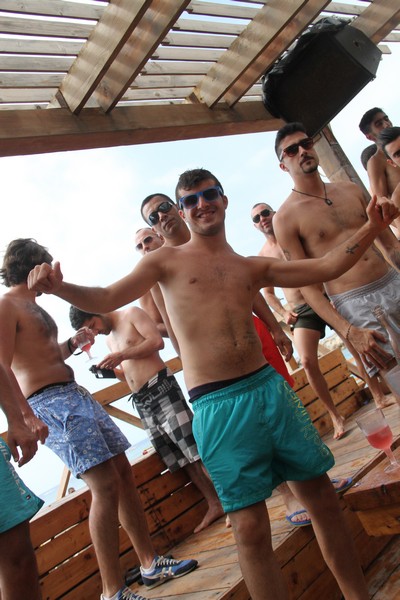 Cyan Beach Bar on Sunday